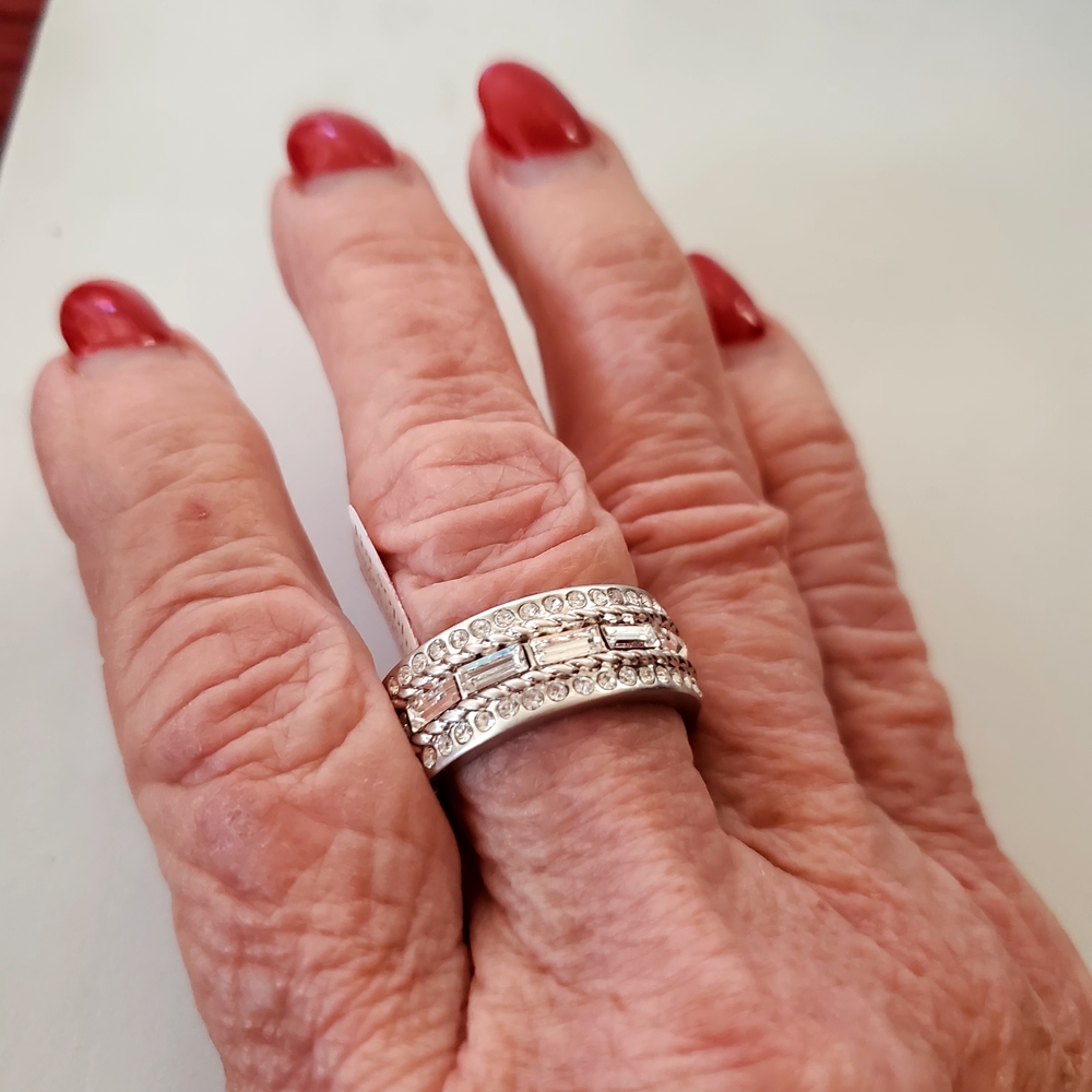 Lia Sophia Silver Crystal Ring Sz 10 New In Box Retired Cocktail - Wedding Style - Picture 3 of 11